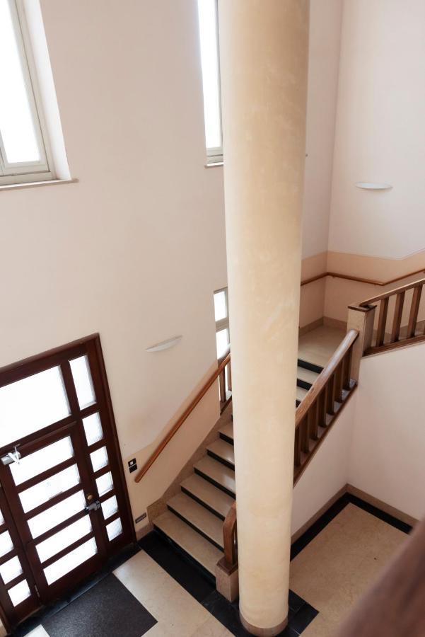 Interno 6 Guest House Cuneo Ngoại thất bức ảnh