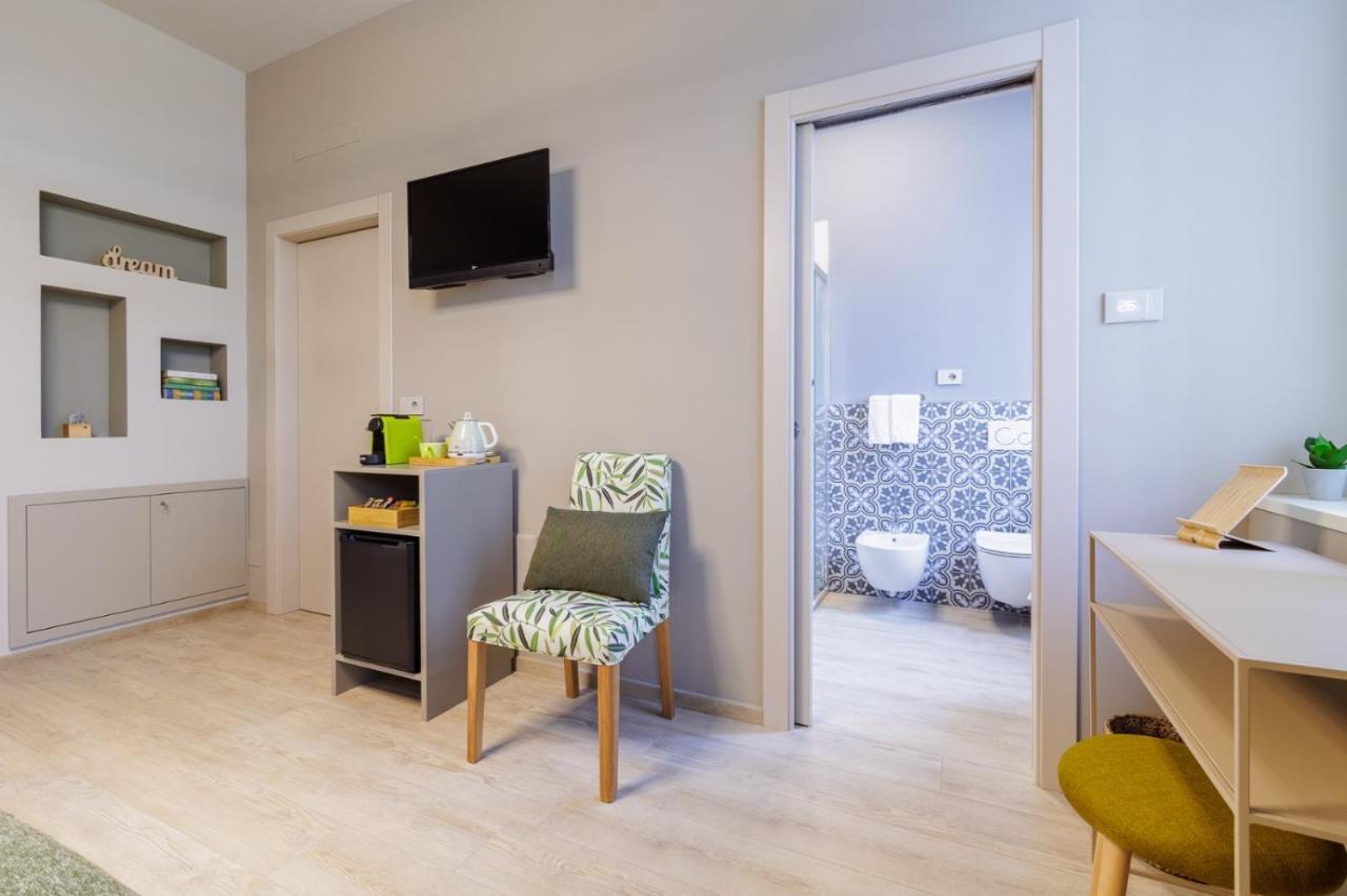 Interno 6 Guest House Cuneo Ngoại thất bức ảnh