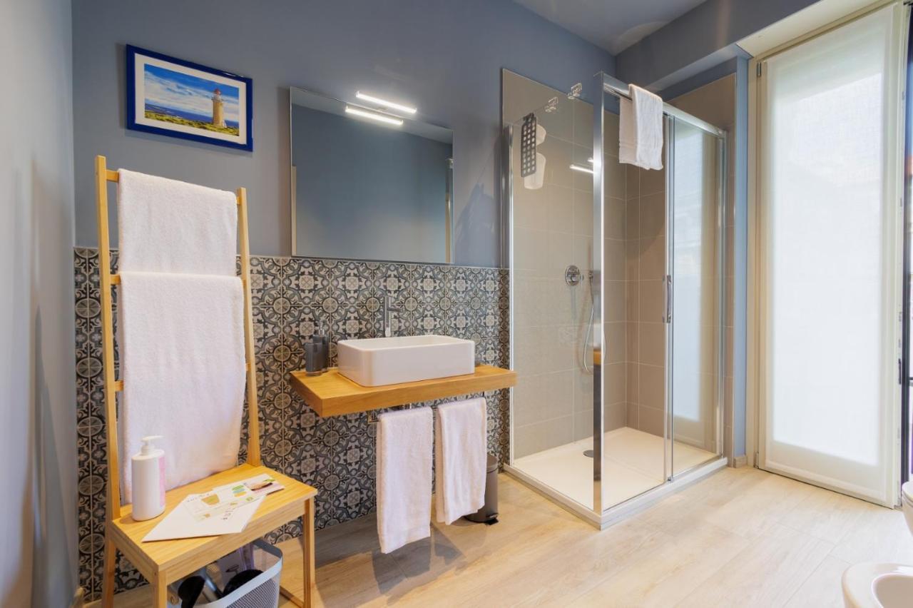 Interno 6 Guest House Cuneo Ngoại thất bức ảnh
